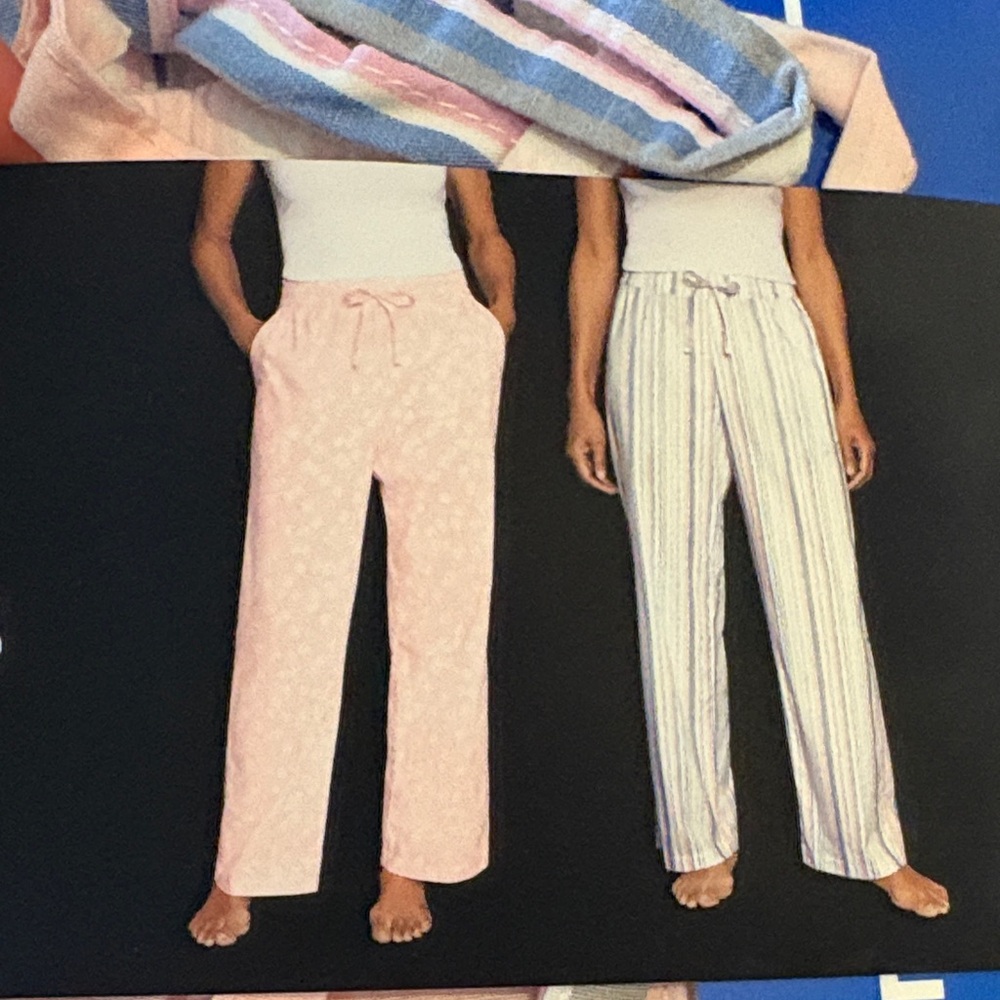 GAP Pink and Multicolor 2-Pack PJ Pants size Large L - Picture 2 of 3